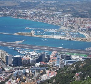 Blick nach Spanien vom Felsen